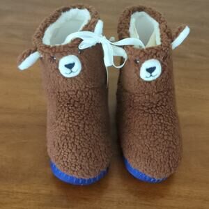 Mini bode Slipper Boots
Brown Bear UK Size 35  US Big kids size 3 New with tags